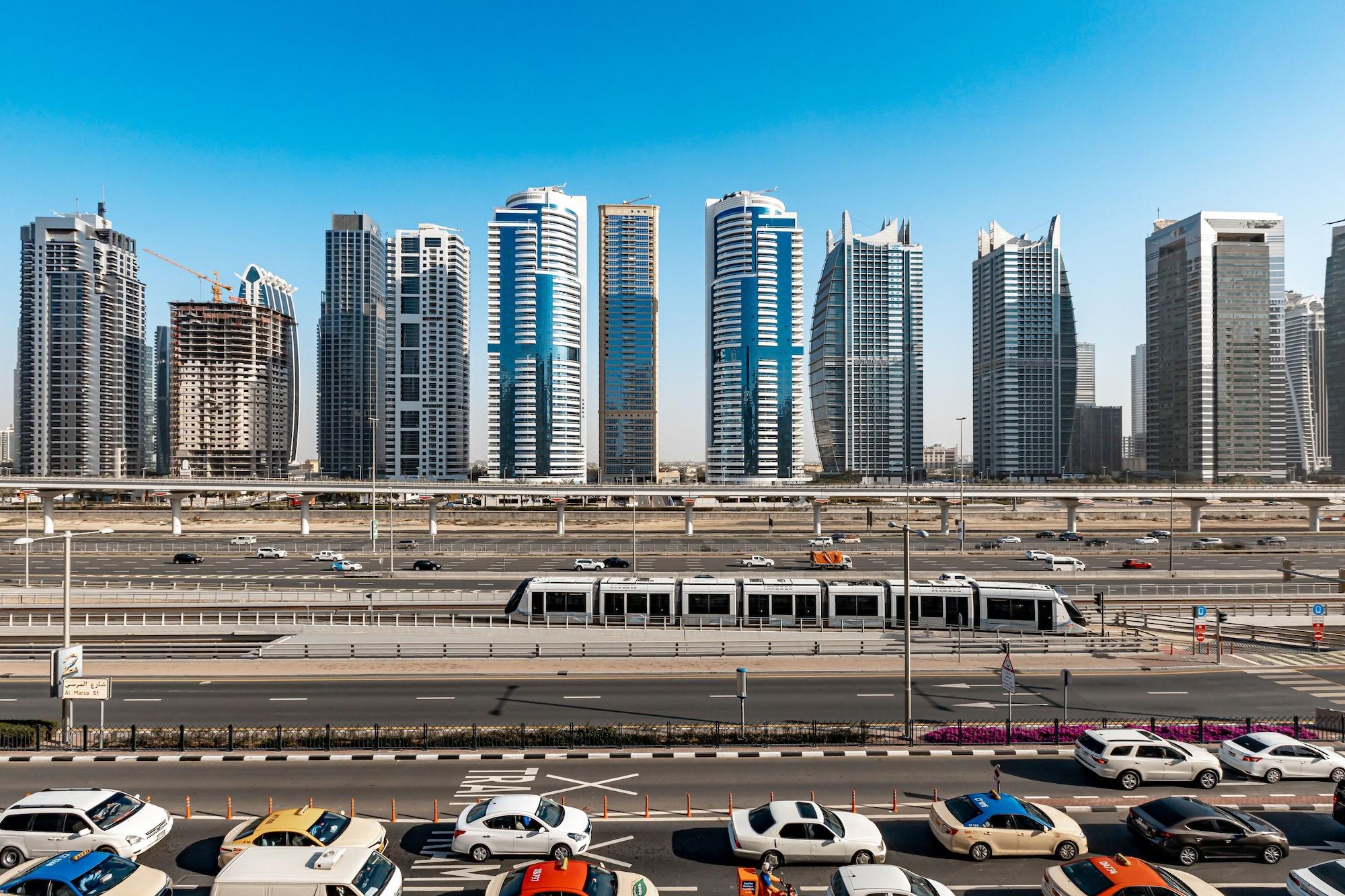 Radisson Blu Residence, Dubai Marina Esterno foto Dubai Metro
