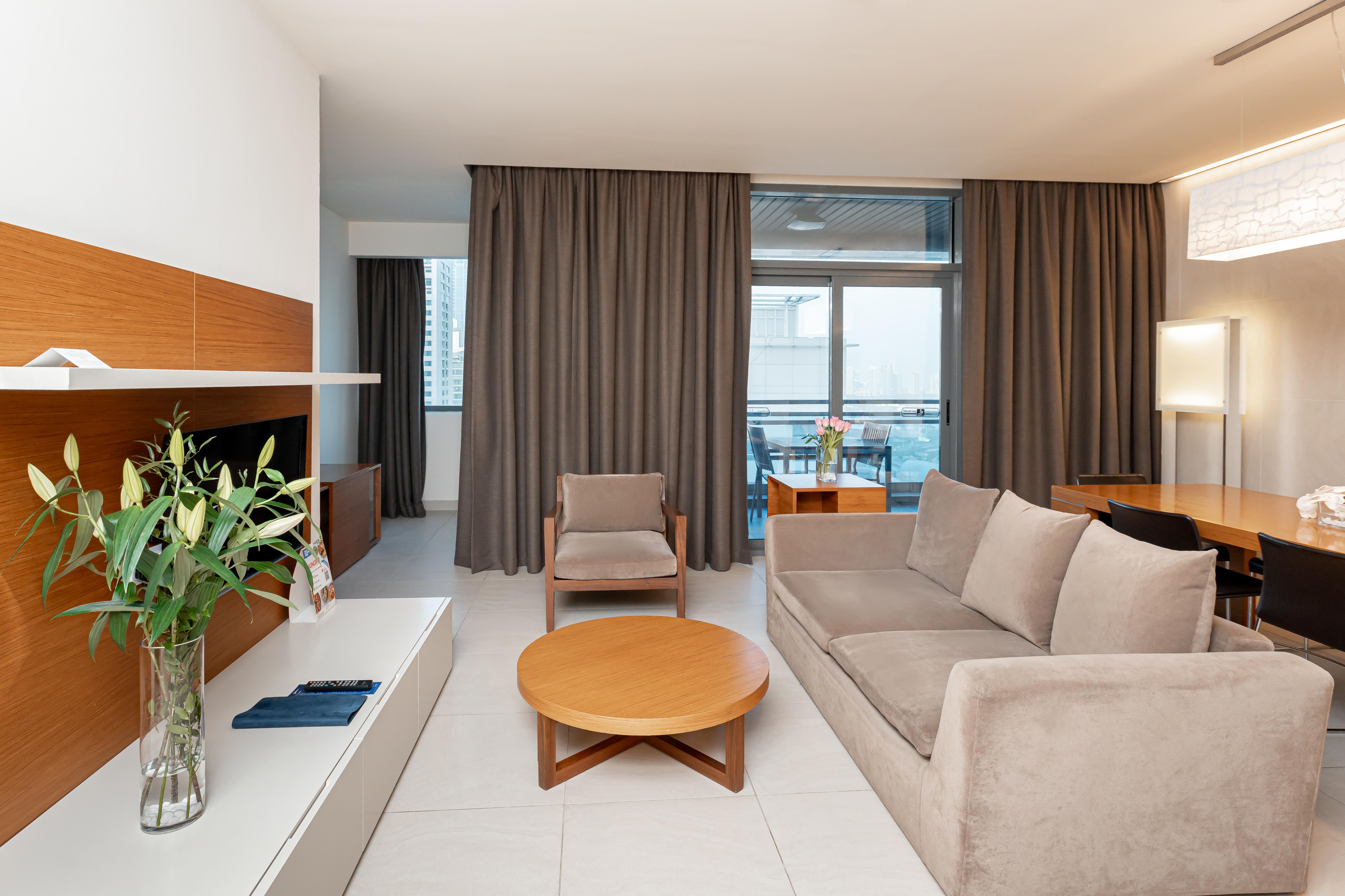Radisson Blu Residence, Dubai Marina Esterno foto Suite