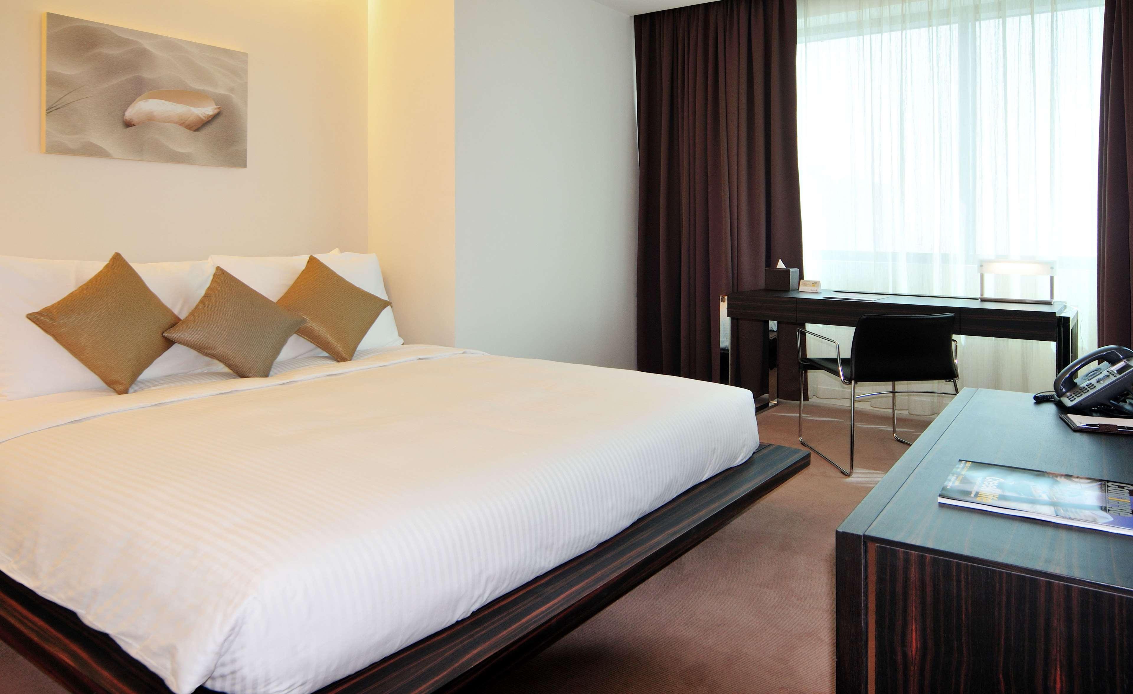Radisson Blu Residence, Dubai Marina Esterno foto A room at the hotel
