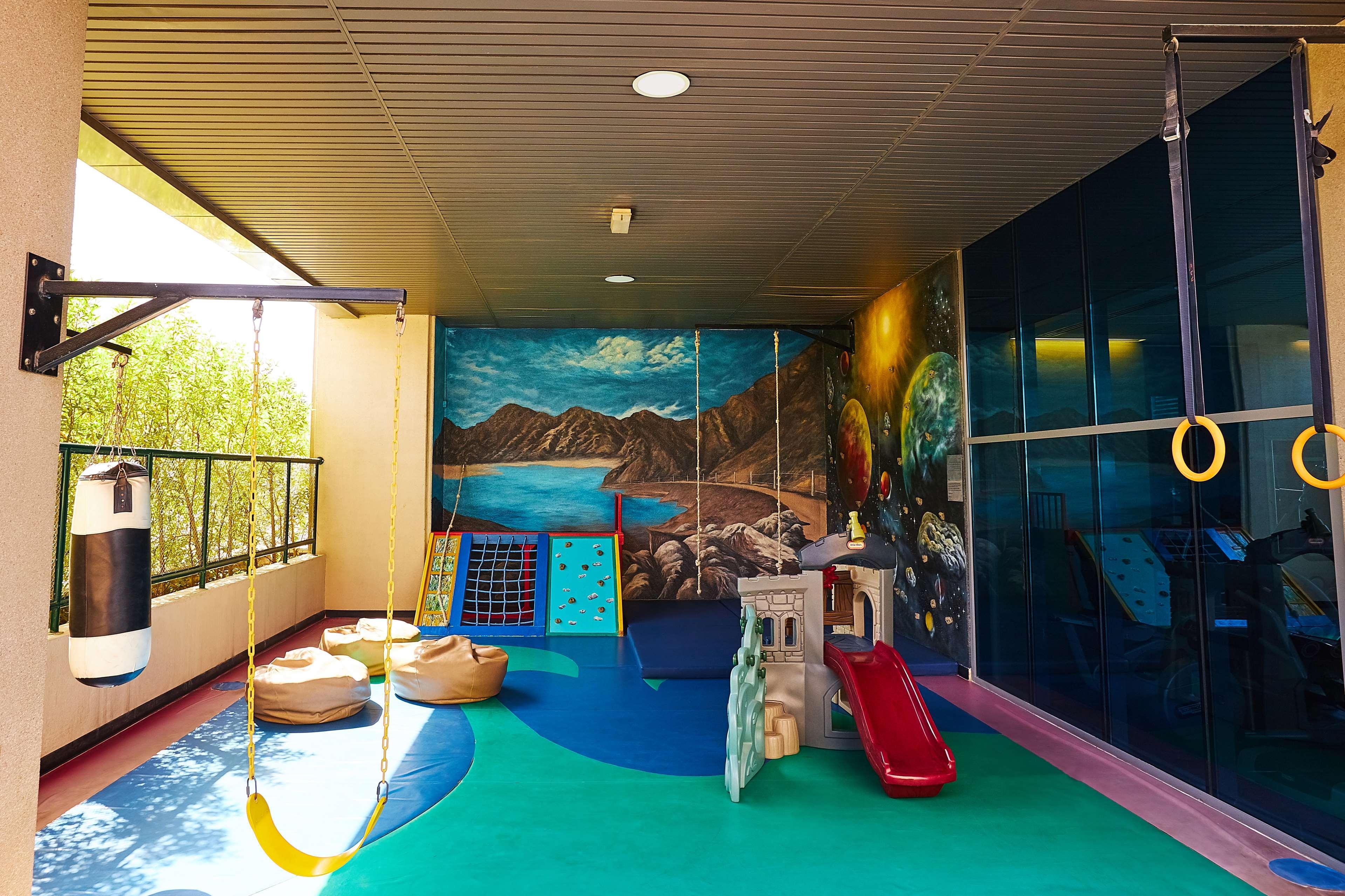 Radisson Blu Residence, Dubai Marina Esterno foto The Children's Hospital of Philadelphia