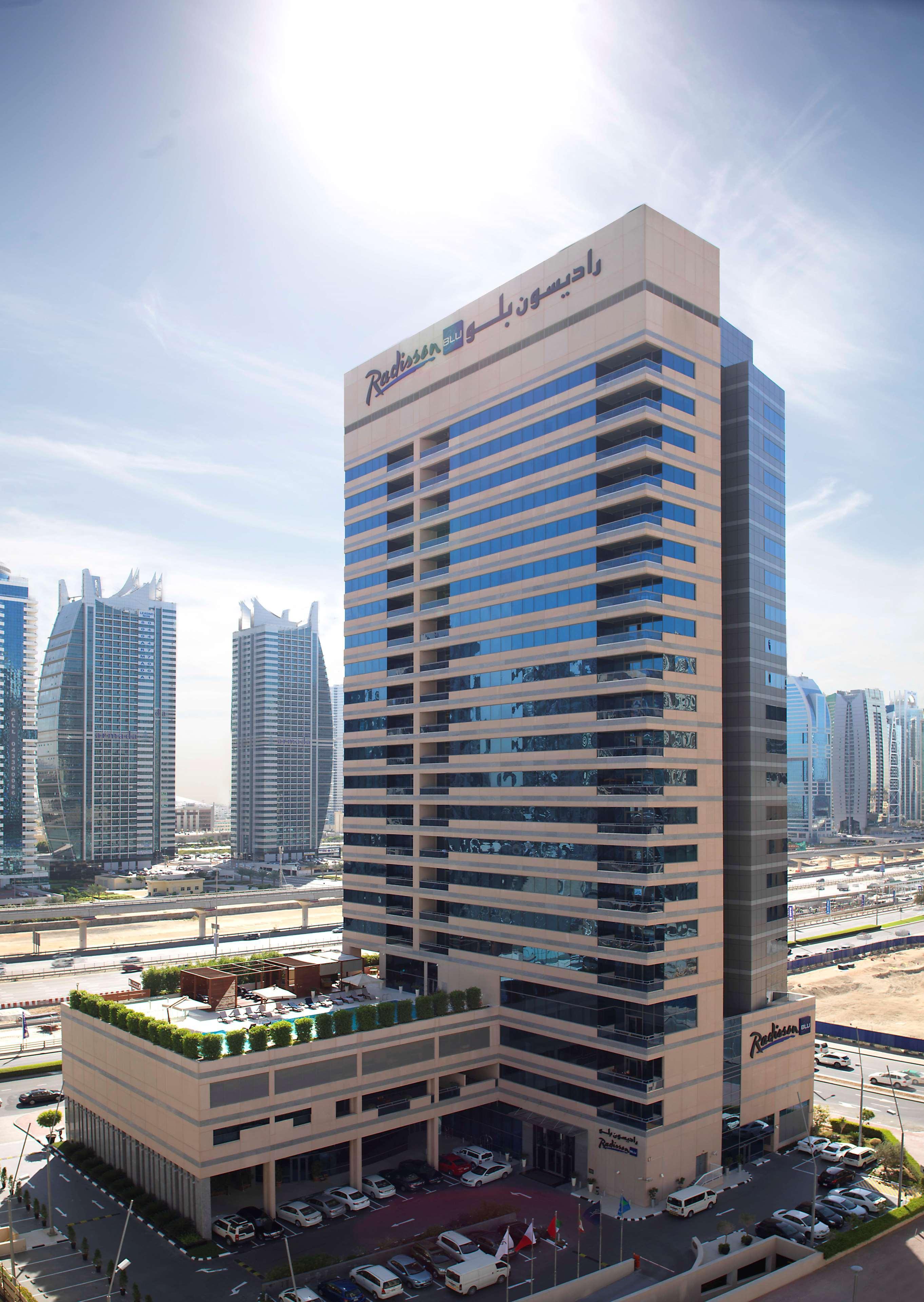 Radisson Blu Residence, Dubai Marina Esterno foto Residential building in Al Qusais